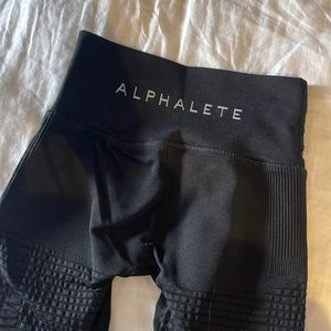 Black Alphalete workout leggings